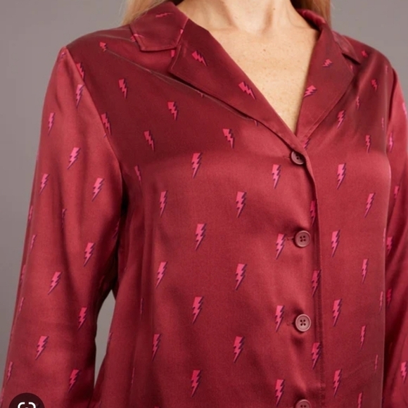 Marine layer Washable Silk PJ Top in Rhododendron Lightning Bolt Print - Picture 2 of 7